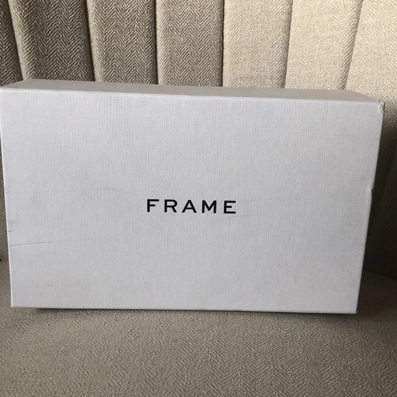 FRAME LeHewitt Leather Slide Sandal (Size 6.5) NWT - Picture 3 of 14